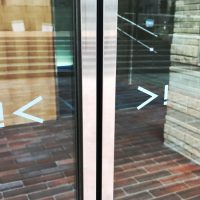 衝突防止サイン