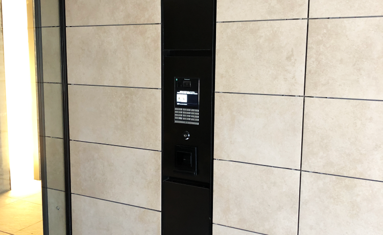 オートロック操作板