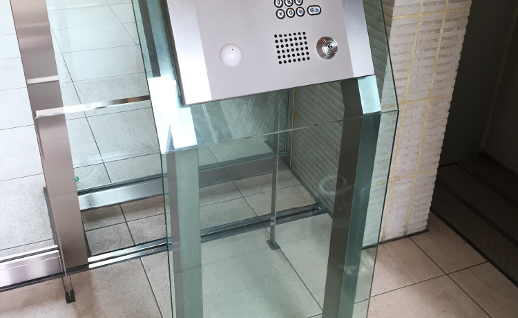 オートロック操作板